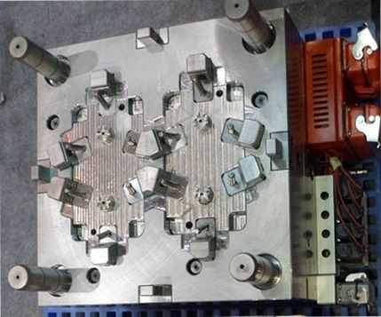 塑膠模具制作時重要的事項我們應該注意