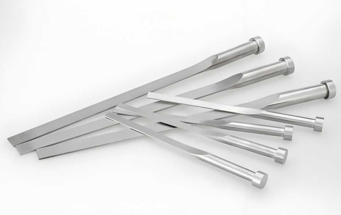 塑料模具設計中扁頂針的設計